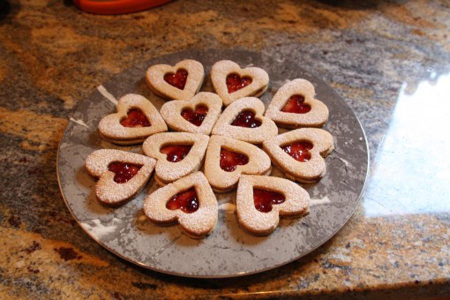 Raspberry & White Chocolate Shortbread Cookies