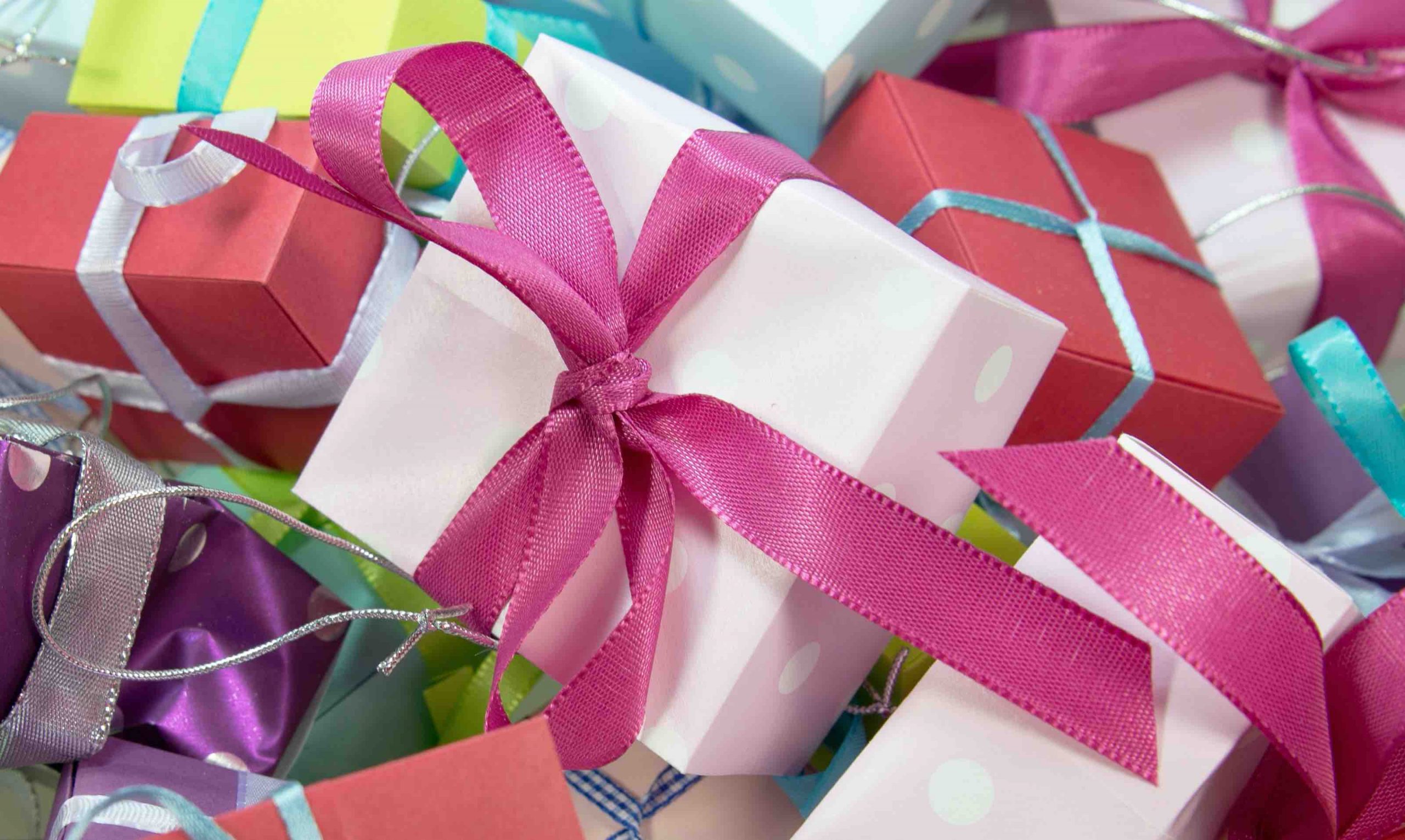 anniversary-art-birthday-bow-269887 The Best and Most Thoughtful Gifts