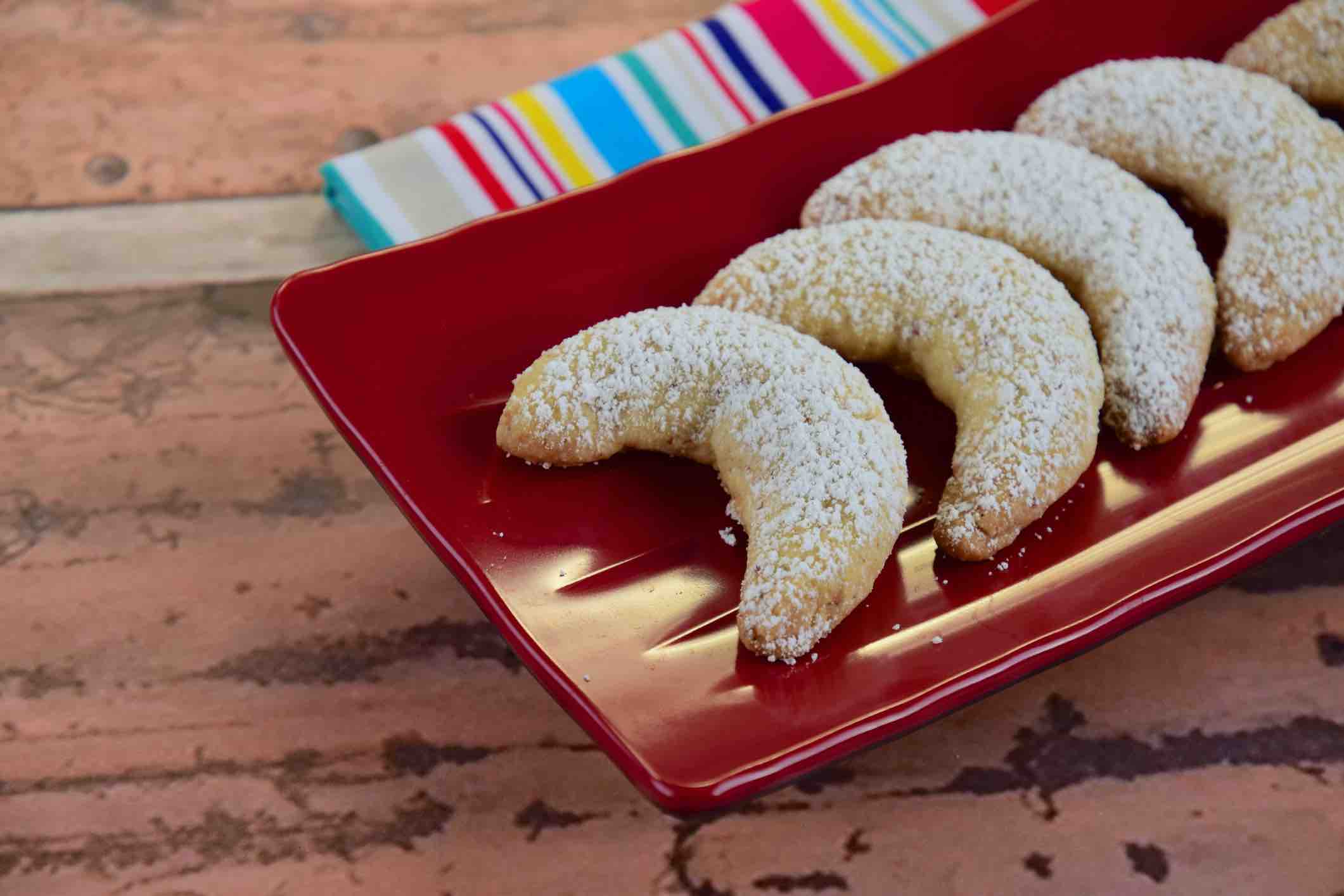 Holiday Crescent Cookies